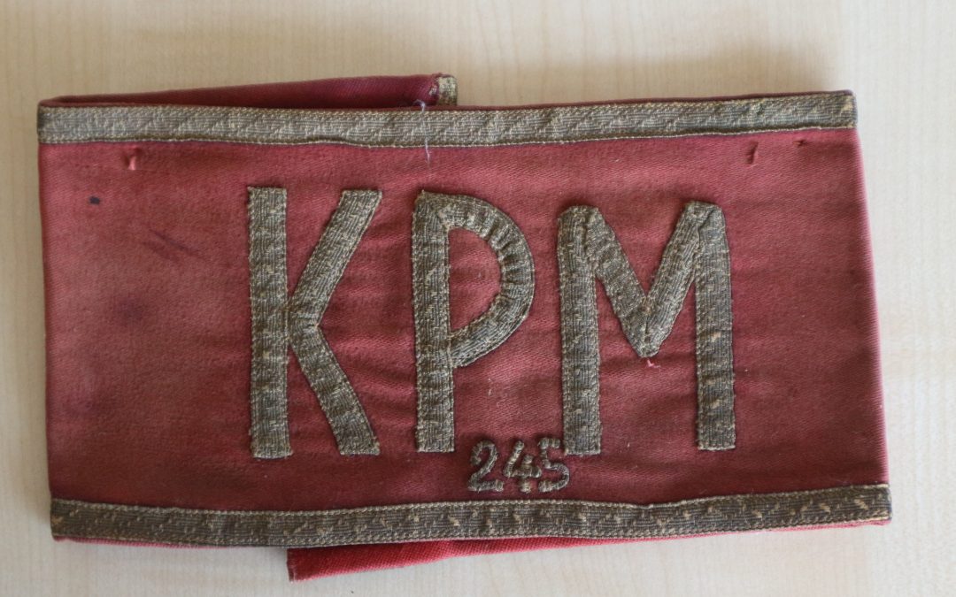 KPM karszalag